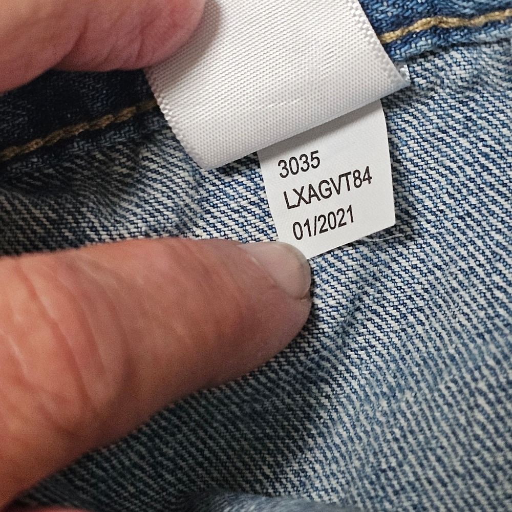 Aeropostale Mens Relaxed Fit Light Wash Denim Jeans 38x32 Blue 100% Cotton - Picture 4 of 10